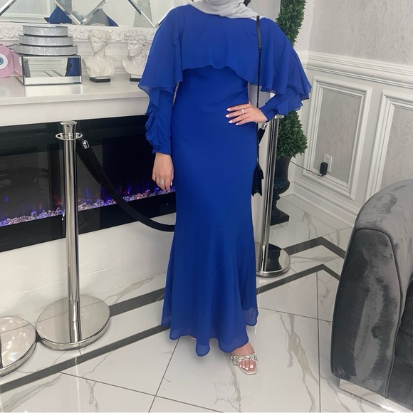 ASOS DESIGN long sleeve ruffle bias maxi dress with cape detail in cobalt blue - Picture 5 of 5